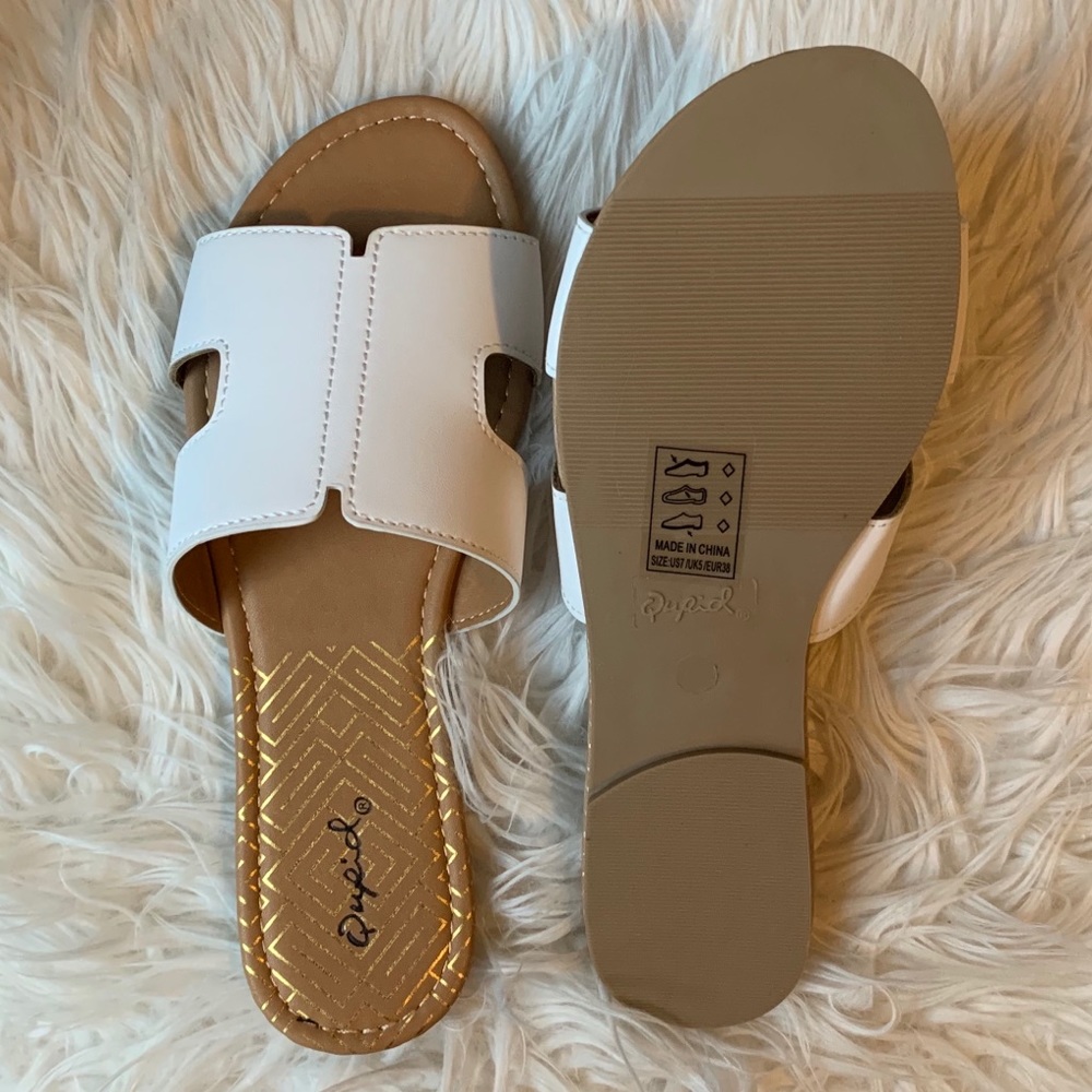Women’s Sandals - Picture 2 of 2